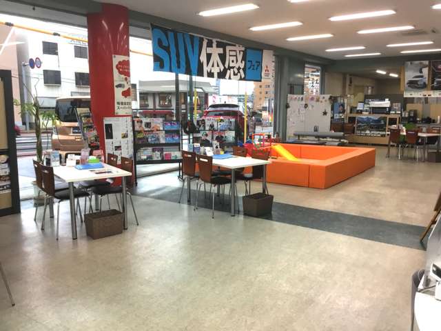 九州三菱自動車販売(株) 桃園店