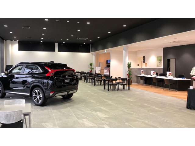 北海道三菱自動車販売(株) 西店