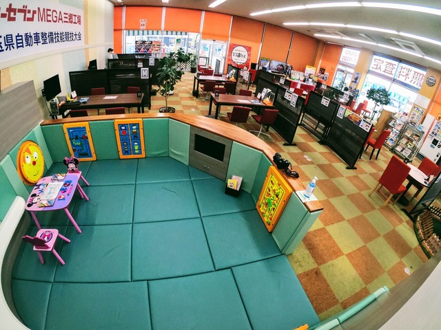 埼玉県 三郷市の中古車販売店 カーセブン Mega三郷店 中古車情報 中古車検索なら 車選びドットコム 車選び Com