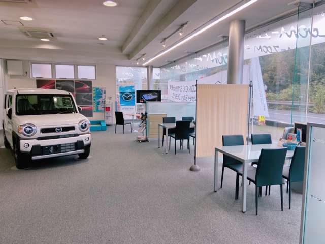 徳島マツダ 池田ユーカーランド