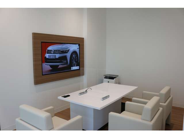 愛知トヨタ自動車(株) Volkswagen安城