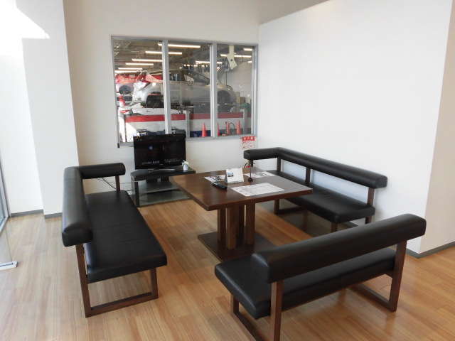 日産チェリー岩手販売(株) 盛岡南店