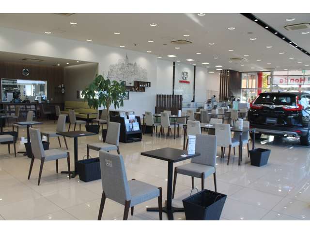 ホンダカーズ愛媛 新居浜萩生店(認定中古車取扱店)