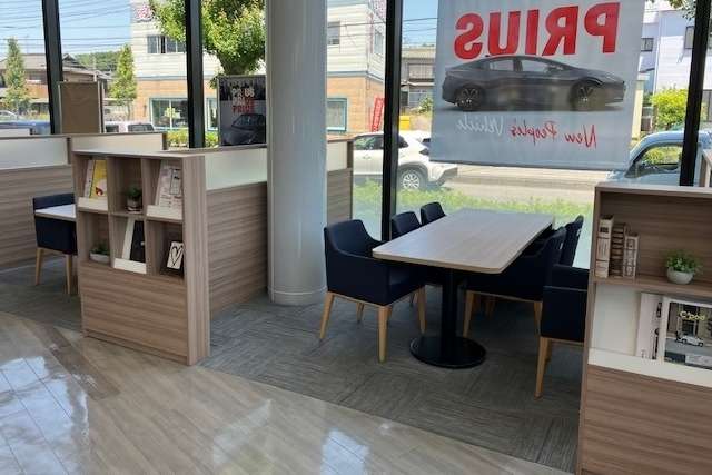 愛知トヨタ 岡崎欠町店