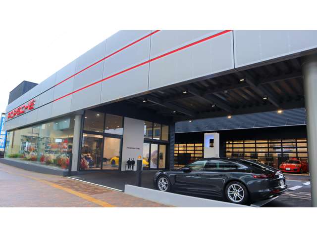 ヤナセプレストオート ポルシェセンター福岡 福岡西認定中古車センター