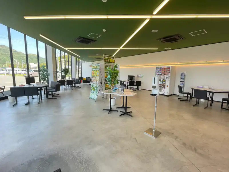 ガリバー洲本バイパス店