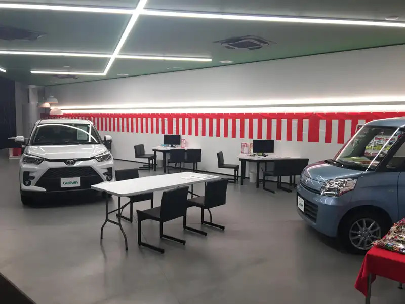 ガリバー8号越前店