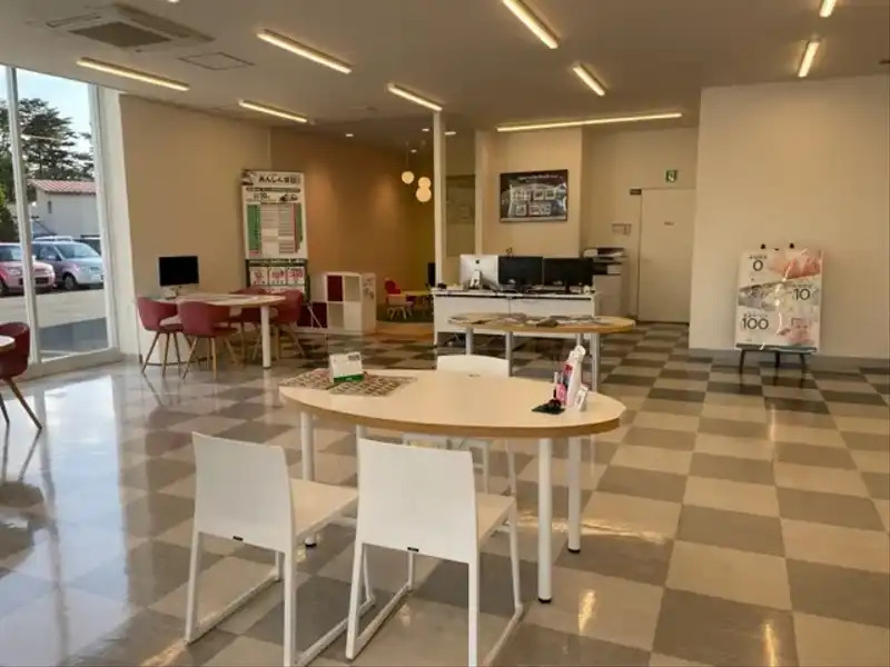 ガリバー4号花巻店