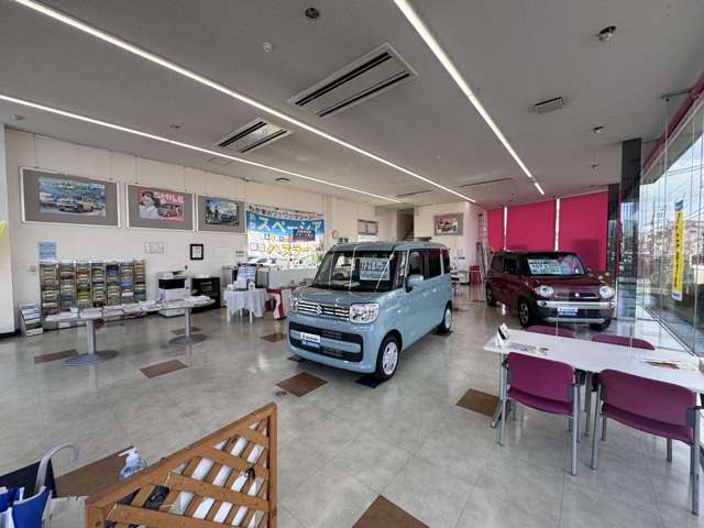 (株)スズキ自販近畿 U’sSTATION貝塚