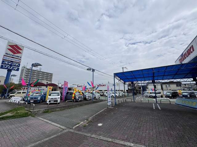 (株)スズキ自販近畿 U’sSTATION貝塚