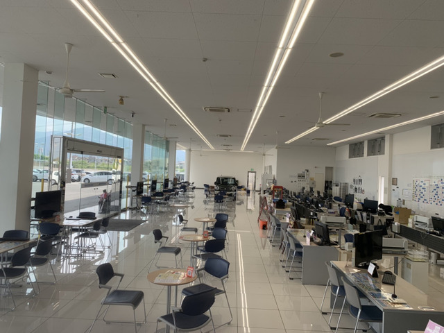 WECARS(ウィーカーズ) 桜井店