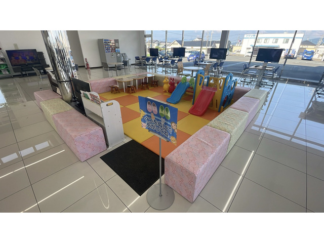 WECARS(ウィーカーズ) 飯塚店