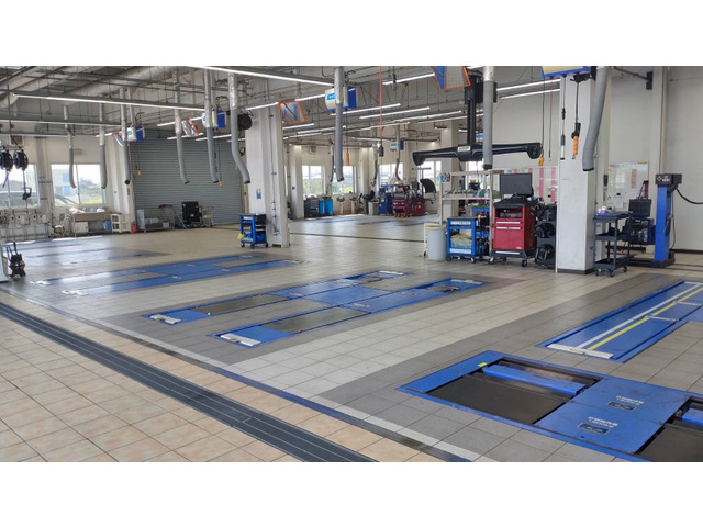 WECARS(ウィーカーズ) 名古屋茶屋店