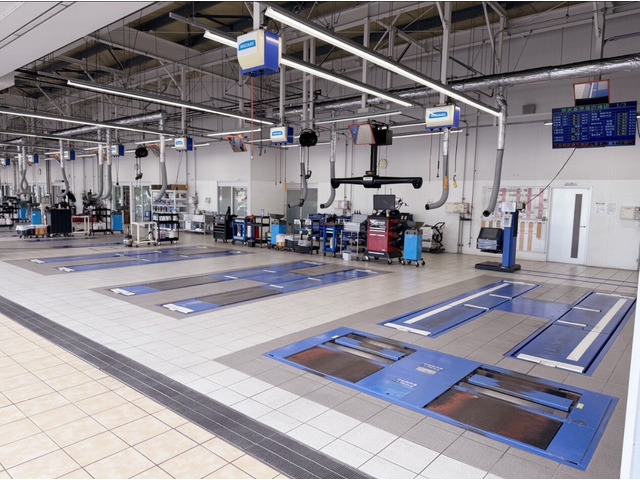 WECARS(ウィーカーズ) 多良見店