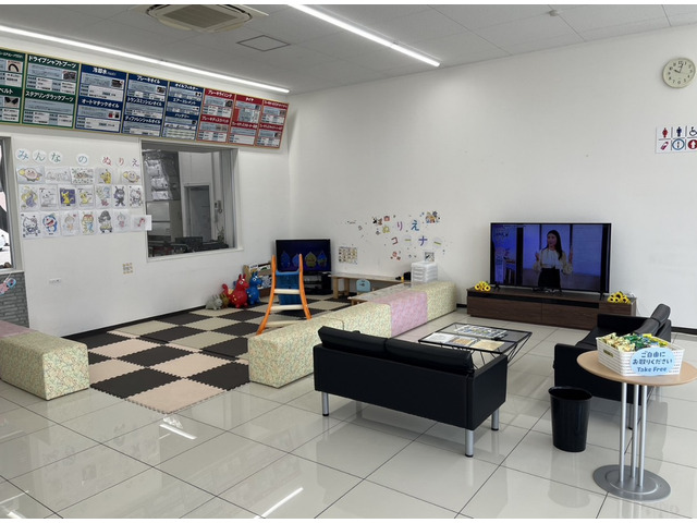 WECARS(ウィーカーズ) 名古屋鳴海店