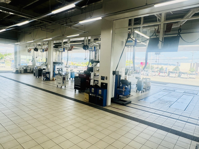 WECARS(ウィーカーズ) 小郡店