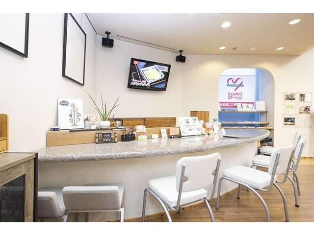 トヨタモビリティ神奈川(旧ネッツトヨタ横浜) LOHAS逗子店