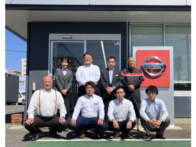 日産福岡販売 博多カーランド