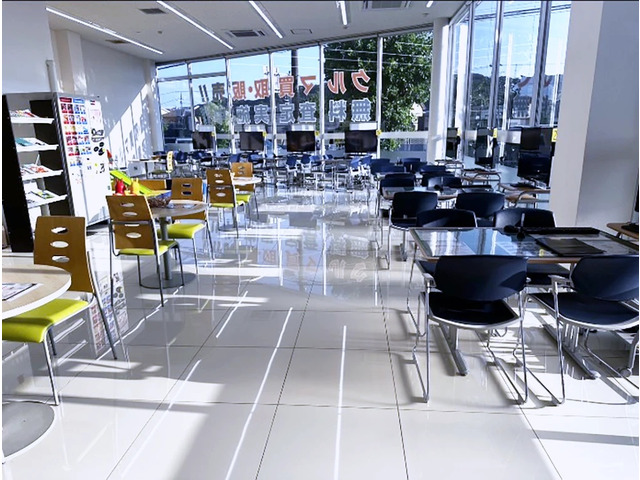 WECARS(ウィーカーズ) 横須賀店