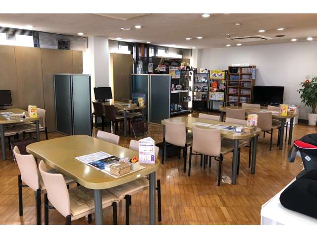 トヨタカローラ和歌山 秋葉山店