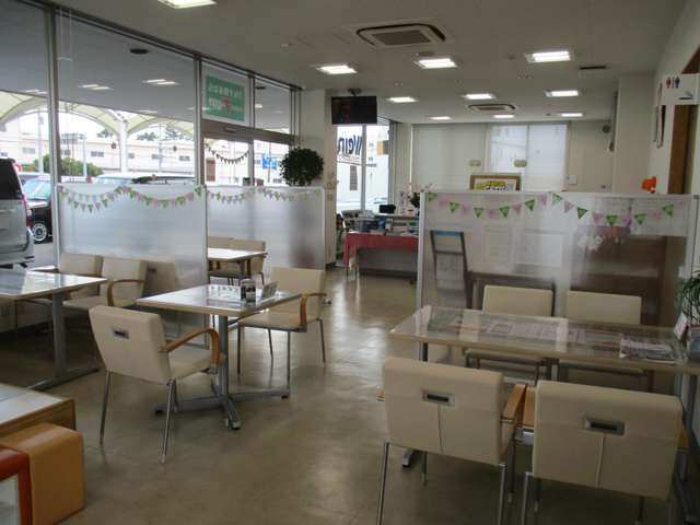 ウエインズトヨタ神奈川 WEINS U-Car 小田原酒匂橋