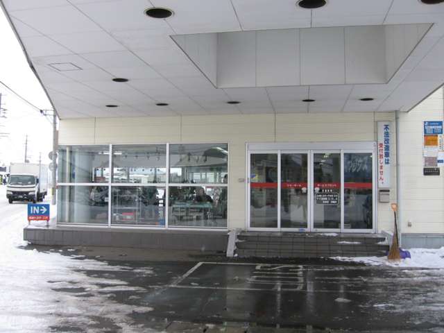 青森トヨタ自動車 TwiNplaza三沢