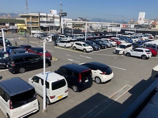 京都日産自動車(株) 日産カーパレス伏見