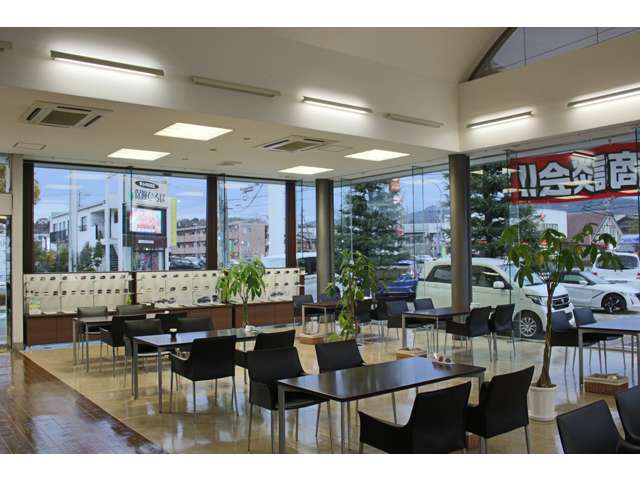 Honda Cars 徳山 U-Car展示場