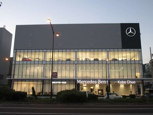 兵庫県 神戸市中央区の中古車販売店 メルセデス・ベンツ神戸中央