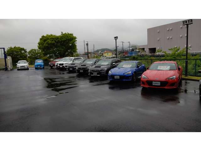 静岡スバル自動車(株) カースポット三島