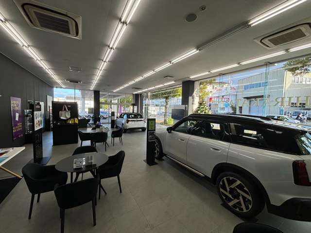 Keihan BMW MINI 枚方