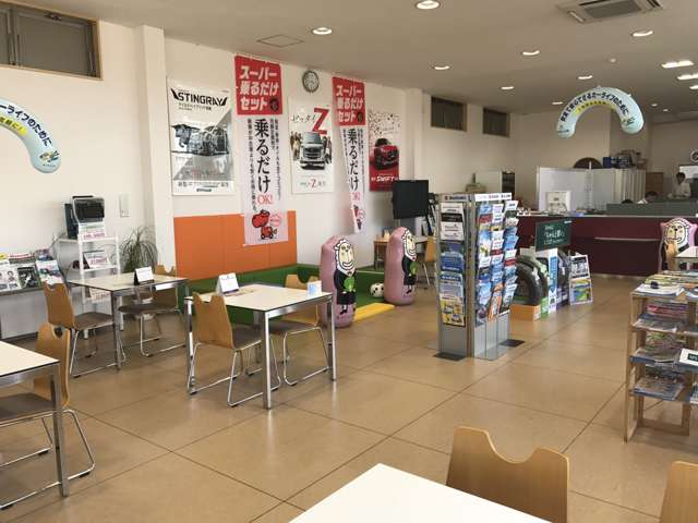ユタカ自動車株式会社 ショールーム
