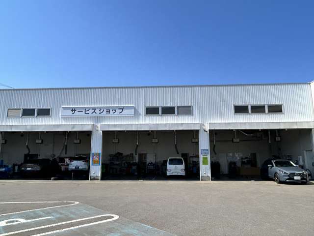 北関東マツダ TX守谷駅前店