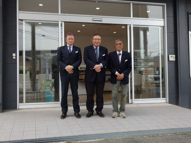 福岡県 北九州市小倉南区の中古車販売店 日産福岡販売