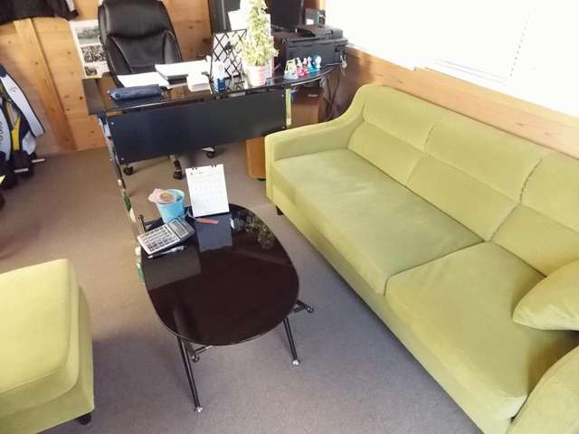 C.C CREST(シーシークレスト)