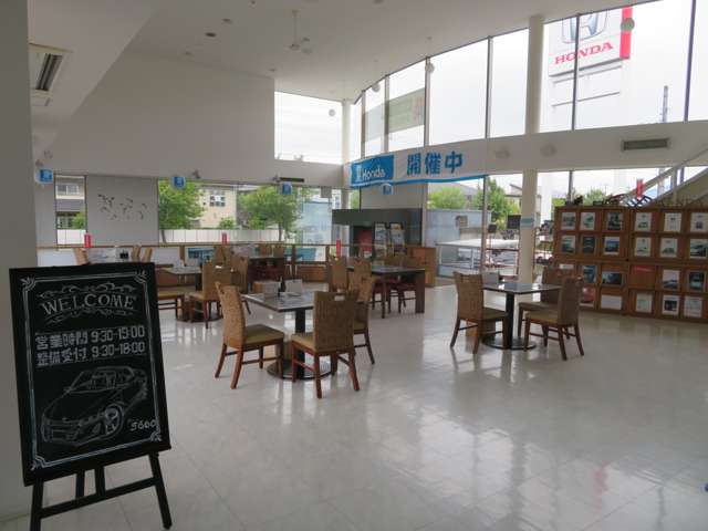 (株)ホンダカーズ市川 千葉ニュータウン中央店U-Selectコーナー