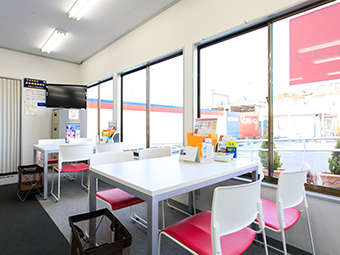 日産神奈川販売 Carスクエア戸塚