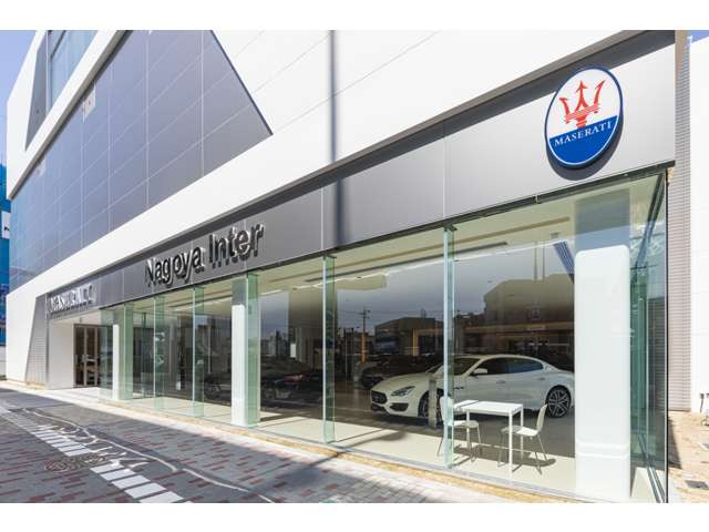 マセラティ名古屋インター