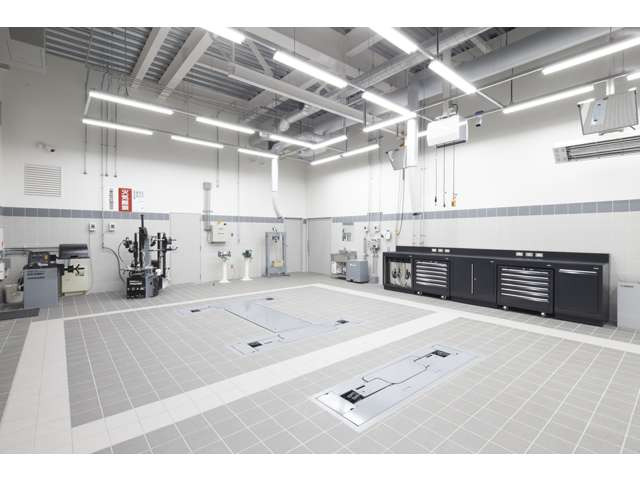 ジャガー・ランドローバー名古屋中央