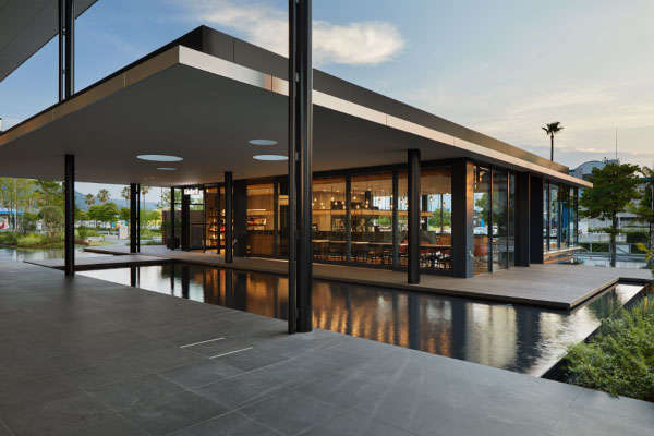 メルセデス・ベンツ和歌山 サーティファイドカーセンター