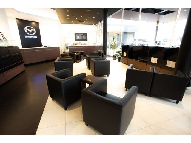 (株)関西マツダ 歌島店