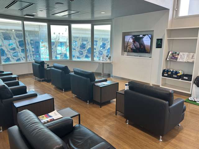 三重トヨタ自動車(株) Volkswagen津