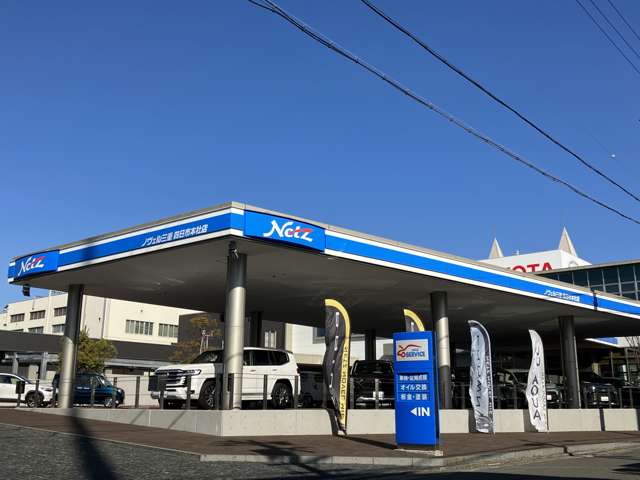ネッツトヨタノヴェル三重(株) ネッツトヨタノヴェル三重 四日市本社店