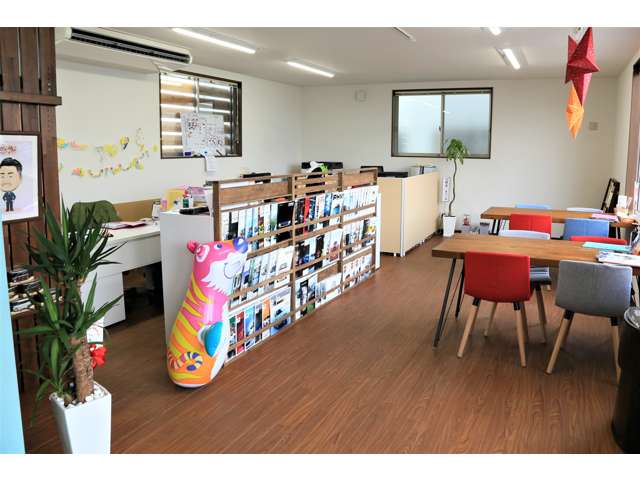 小林自動車 要町店