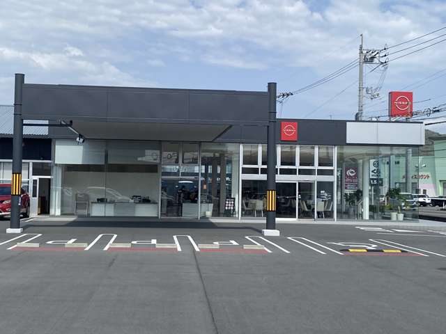 山口日産自動車 ステージ23防府店
