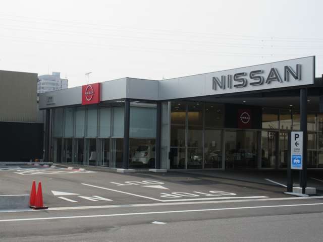三河日産自動車(株) 岡崎光ヶ丘店