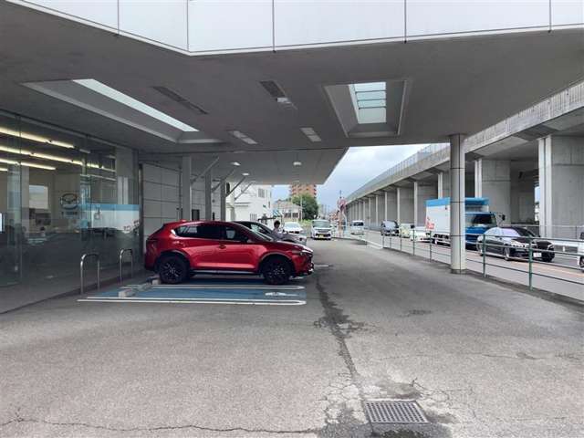 西四国マツダ 森松店