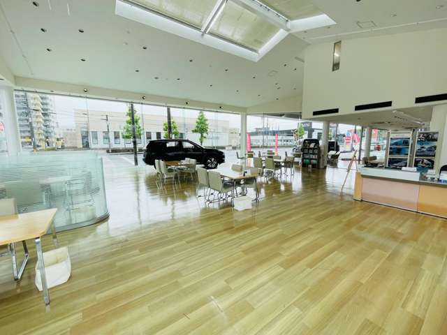 日産プリンス広島販売 庚午橋東店