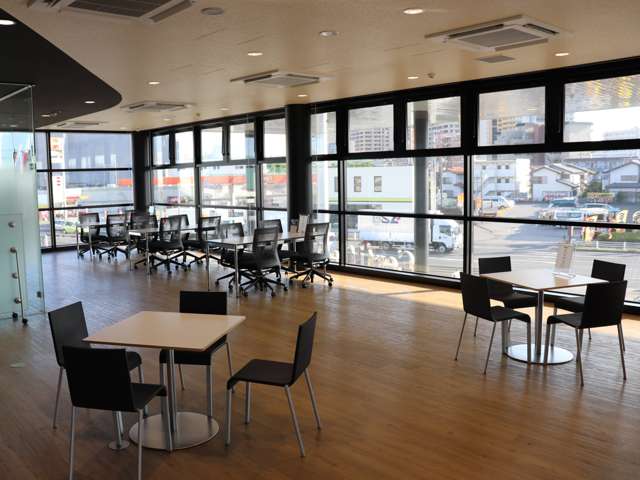 メルセデス・ベンツ葛飾 柏サーティファイドカーセンター