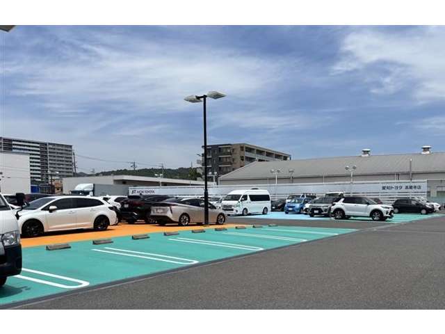 愛知トヨタ 高蔵寺店